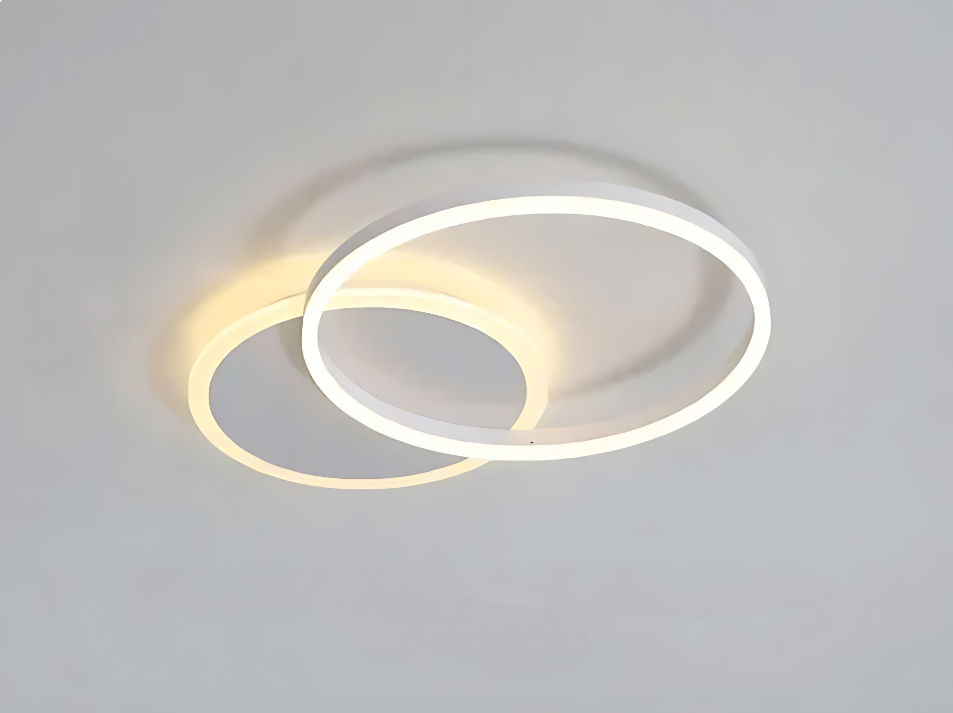 Lampada da soffitto ad anello orbitale AstraHalo con bagliore celestiale