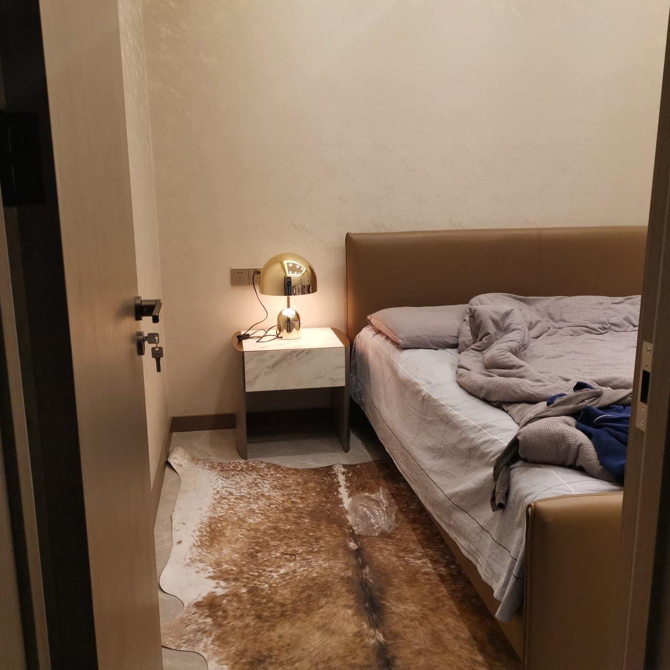 Liora | Bell-Shaped Light Fixture