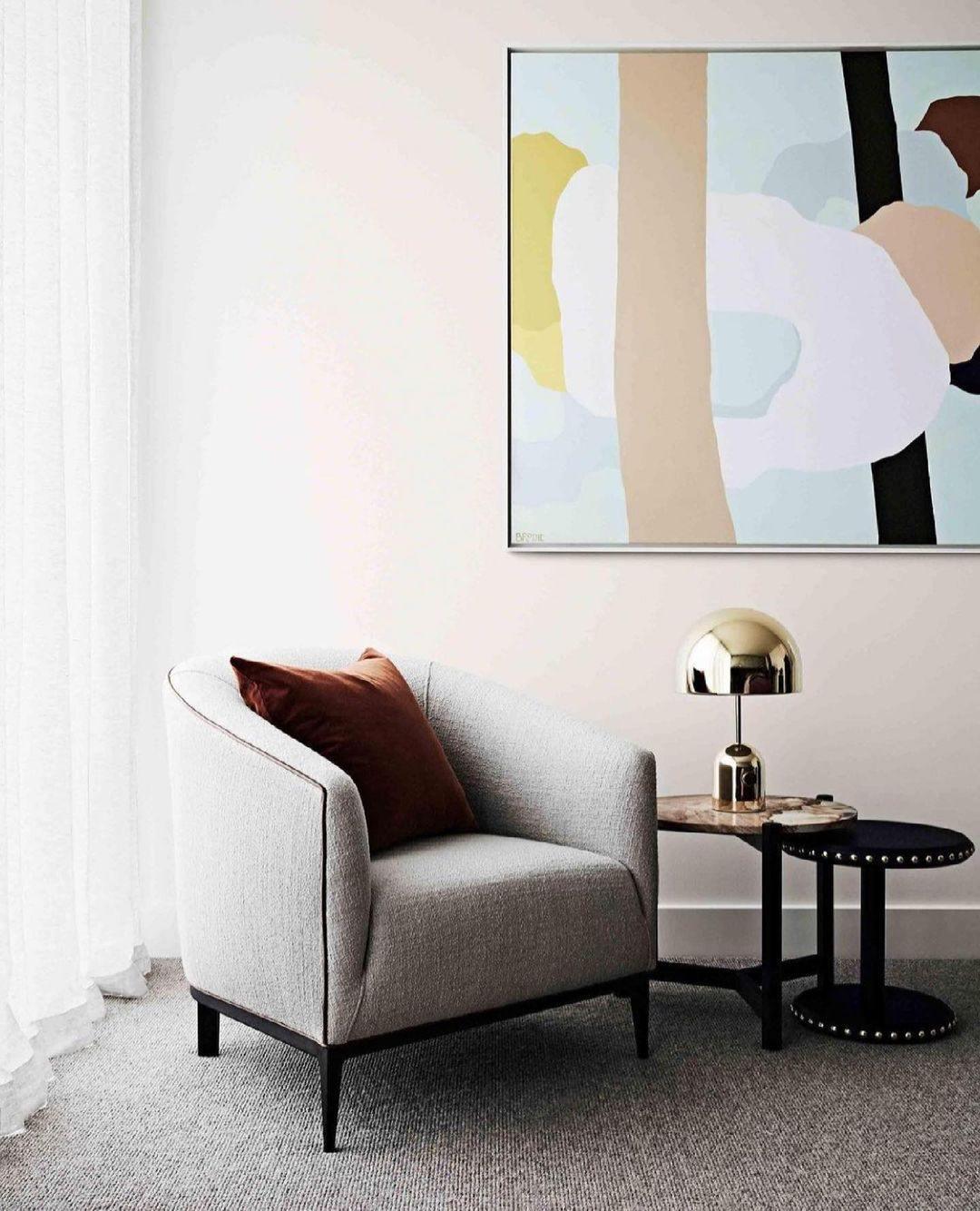 Liora | Bell-Shaped Light Fixture