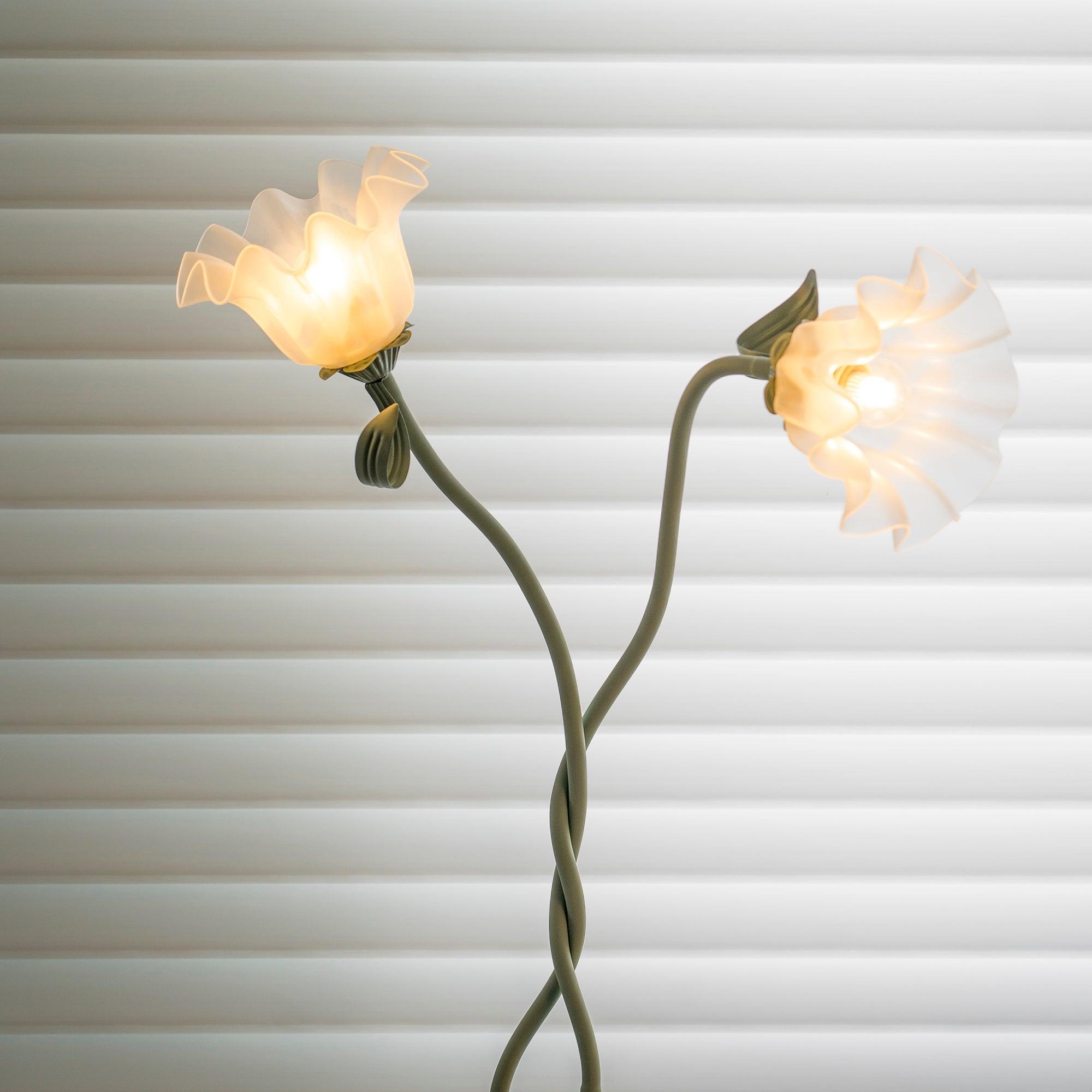 FloraGlow | Modern Floral Light