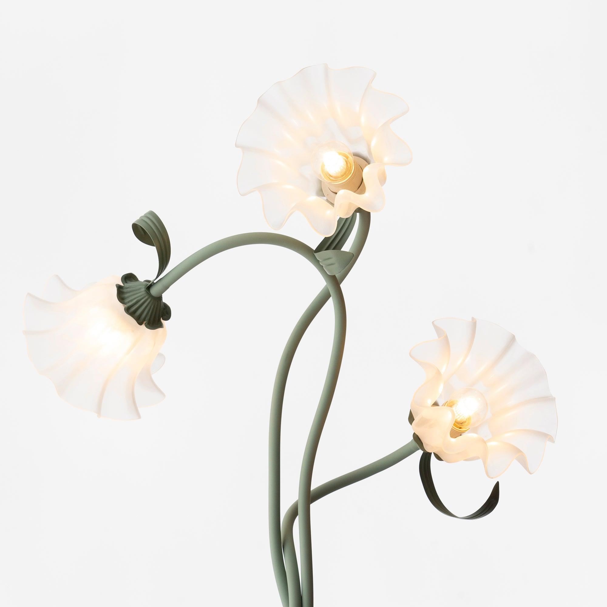FloraGlow | Luce Floreale Moderna