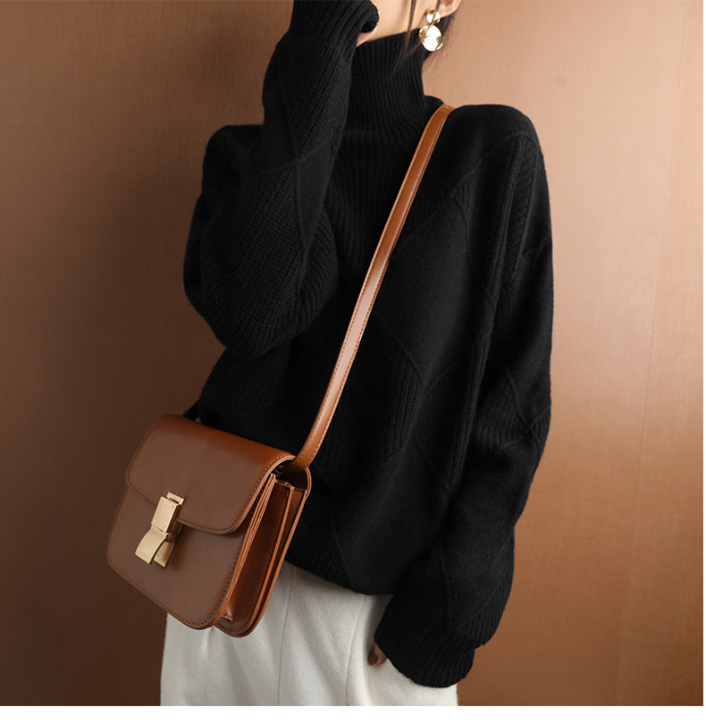 Suéter de cuello alto de cachemira Aurelia para lujo diario