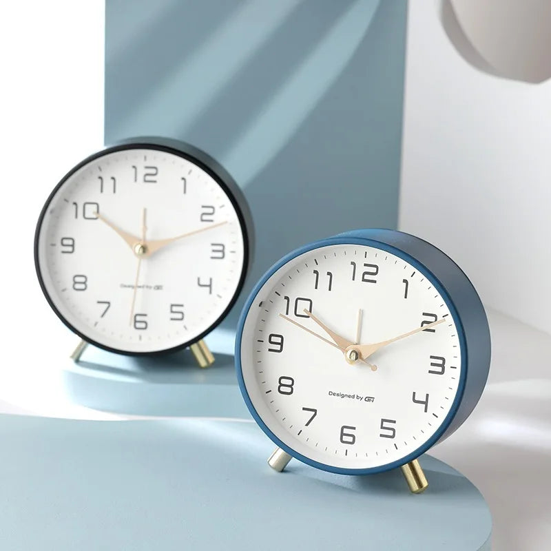 LyraNord Table Clock | Modern Scandinavian Silent Design