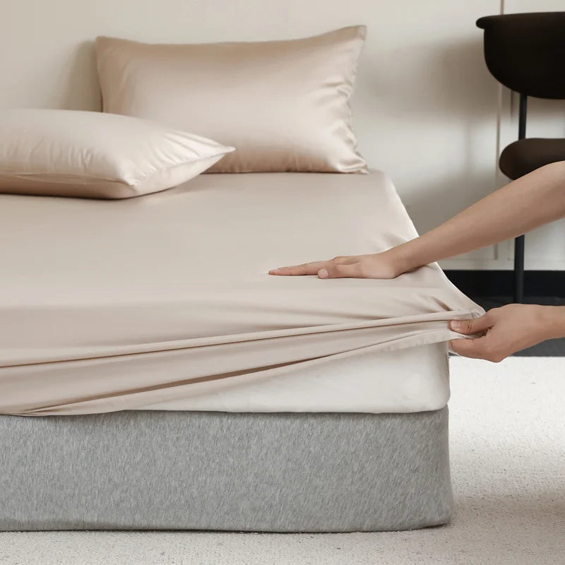 LunaSilk Luxe Mulberry Silk Fitted Sheet with Elastic