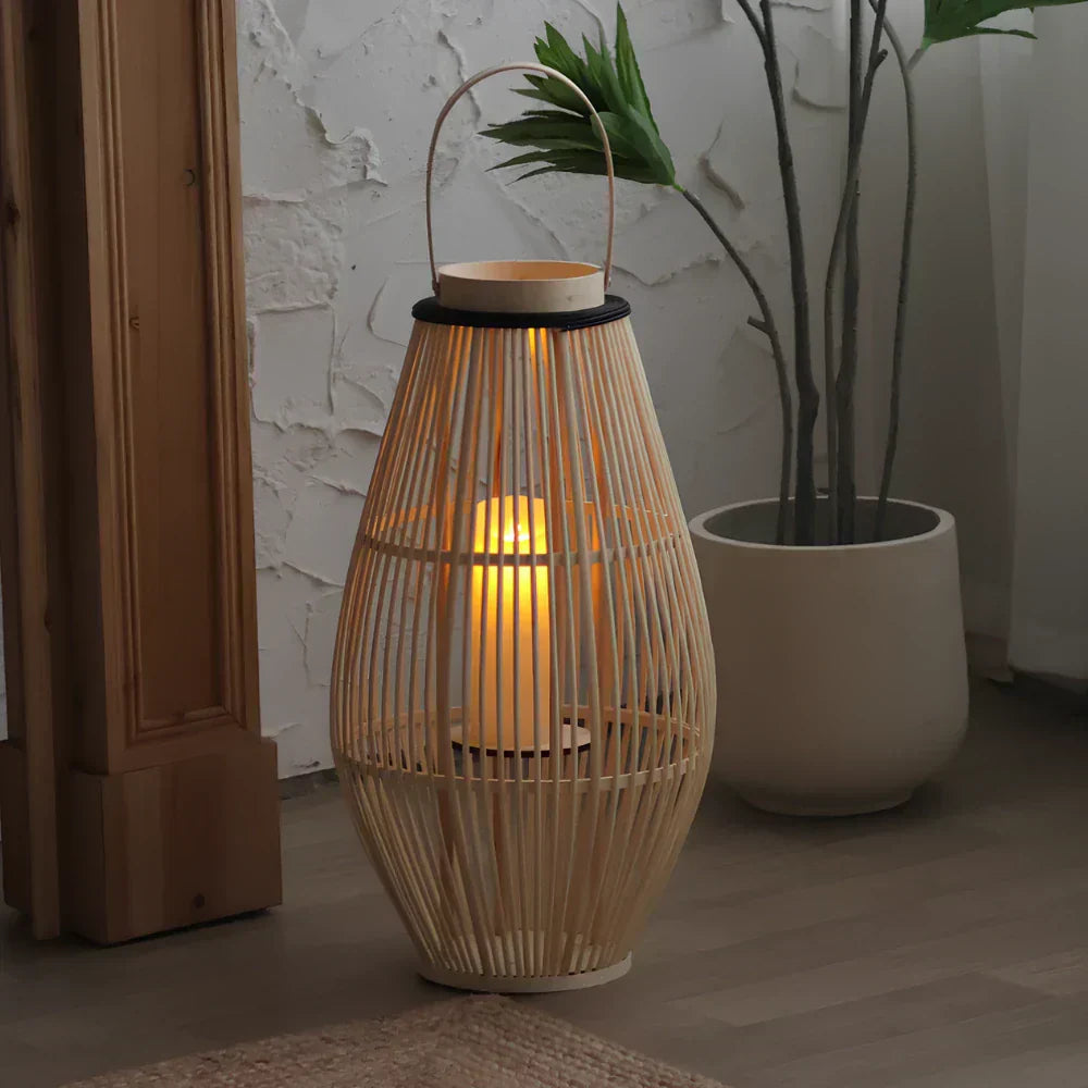 Liora | Lanterna intrecciata in bambù, lampada LED rustica boho