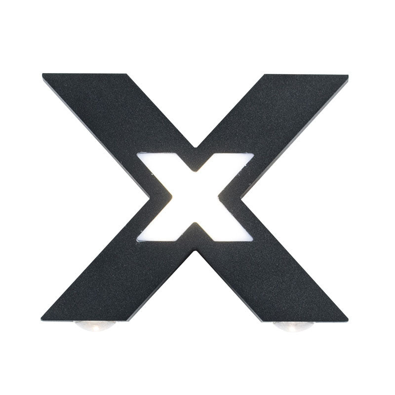 מנורת קיר LED עמידה למים בצורת X מודרנית עם 4 נורות לחוץ