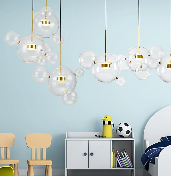 Nordisk snöbollsglasljuskrona med matta eller klara klot