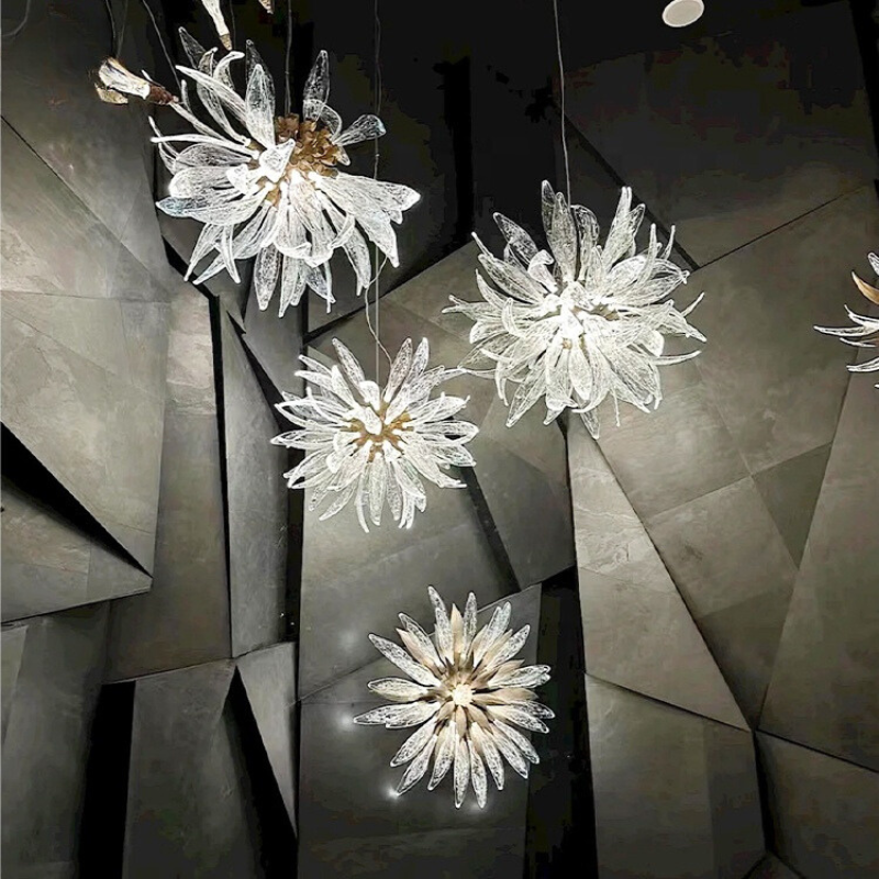 נברשת זכוכית חמניות סולארה עם מסגרת נחושת ו-LED