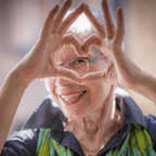 LumoHear apparecchio acustico ricaricabile invisibile e confortevole