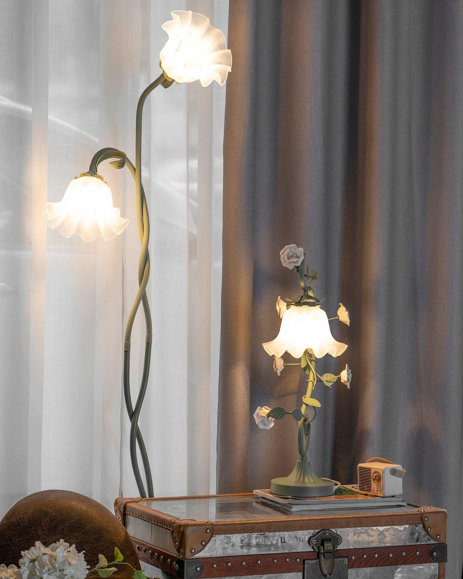 FloraGlow | Luce Floreale Moderna
