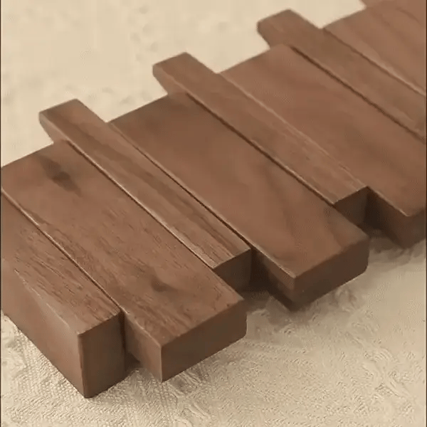 Cadenza Trähylla Handgjord Bok Eller Valnöt Pianodesign