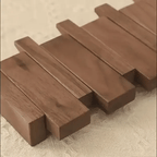 Cadenza Trähylla Handgjord Bok Eller Valnöt Pianodesign