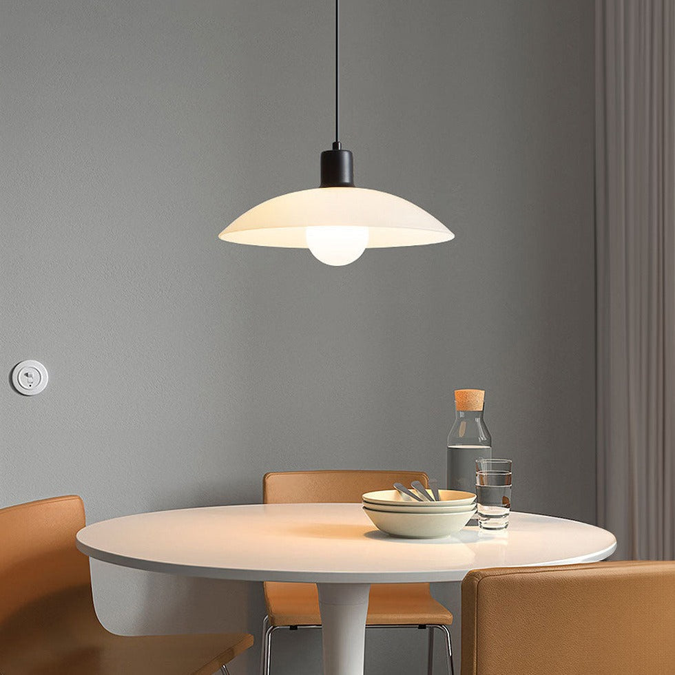 Minimalistisk vit glaspendellampa – modern lampa med ren design