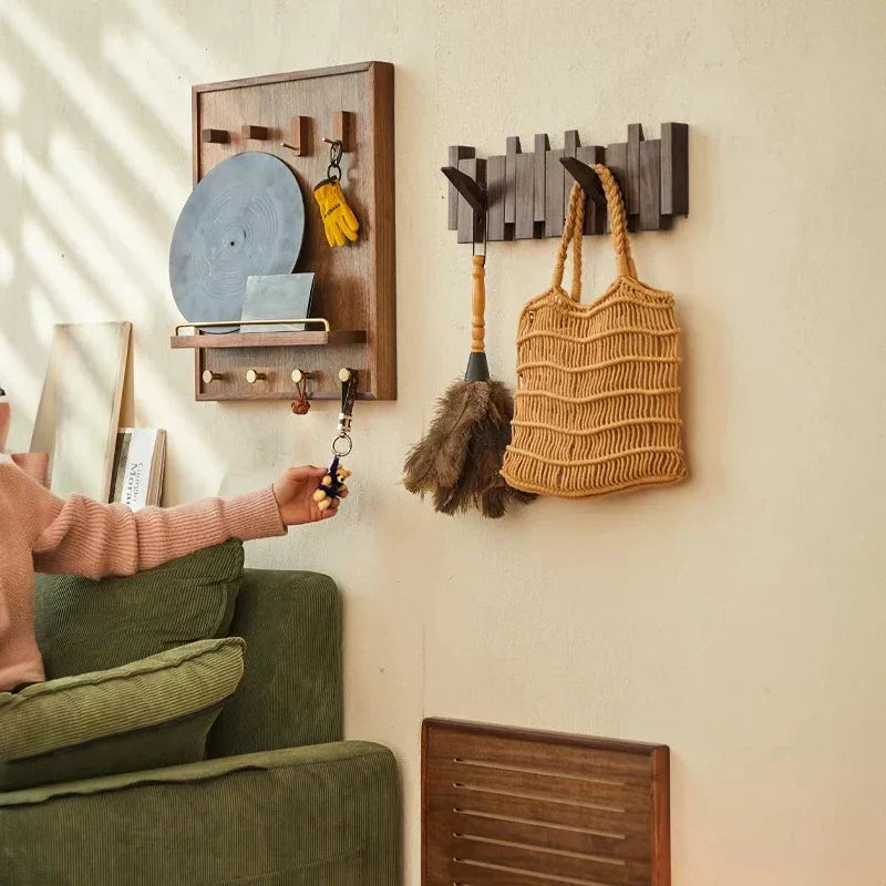 Cadenza Trähylla Handgjord Bok Eller Valnöt Pianodesign