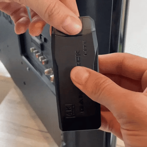 קונסולת נובהארק רטרו 64GB עם 2 שלטים - מעל 20,000 משחקים