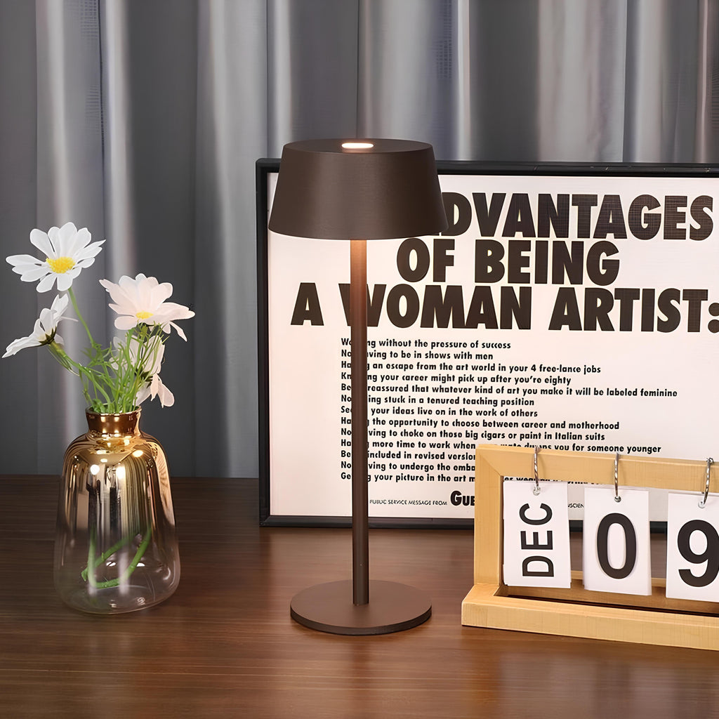 LumaRay LED bordslampa, modern, uppladdningsbar och dimbar