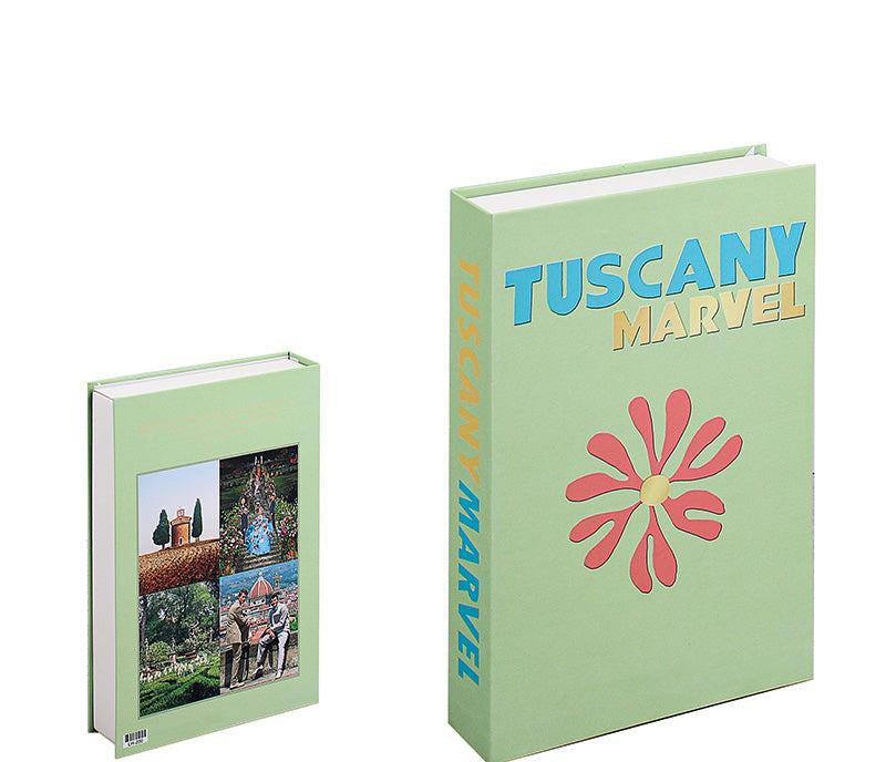 Eleganti libri decorativi finti per scaffali e arredamento della stanza