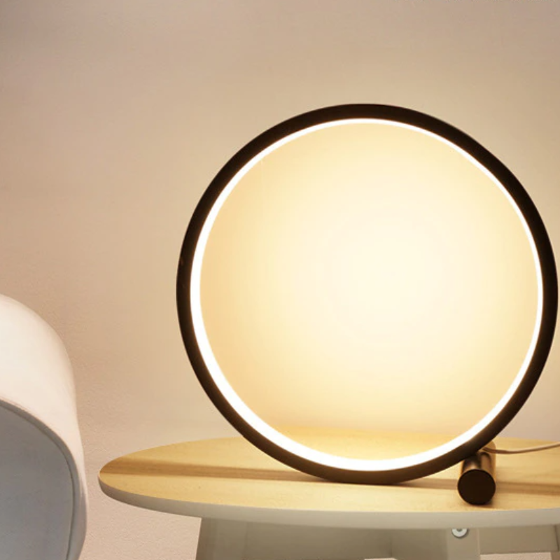 Lunara | Elegante lampada da comodino a LED