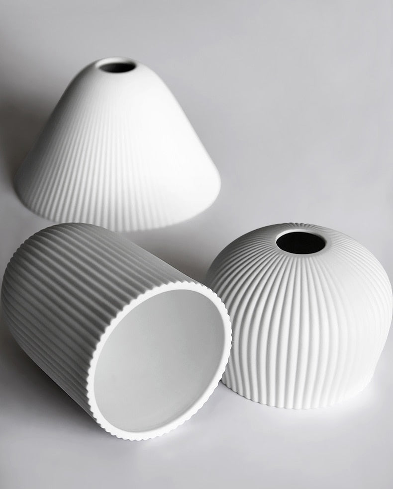 Marlo | Lampade a sospensione moderne in ceramica bianca